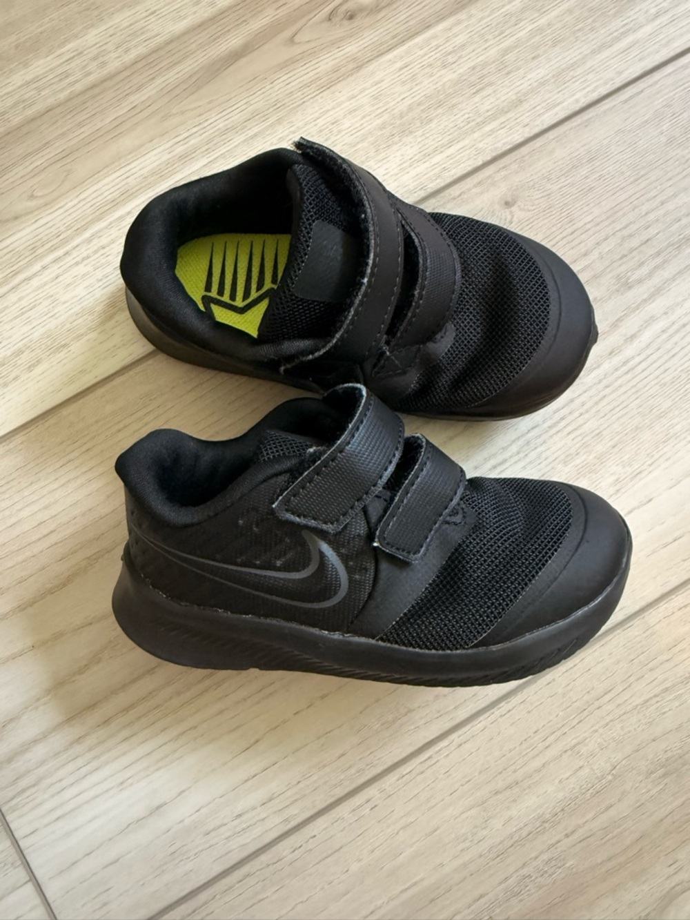Nike Kids Black Velcro Athletic Sneakers with Neon Insole